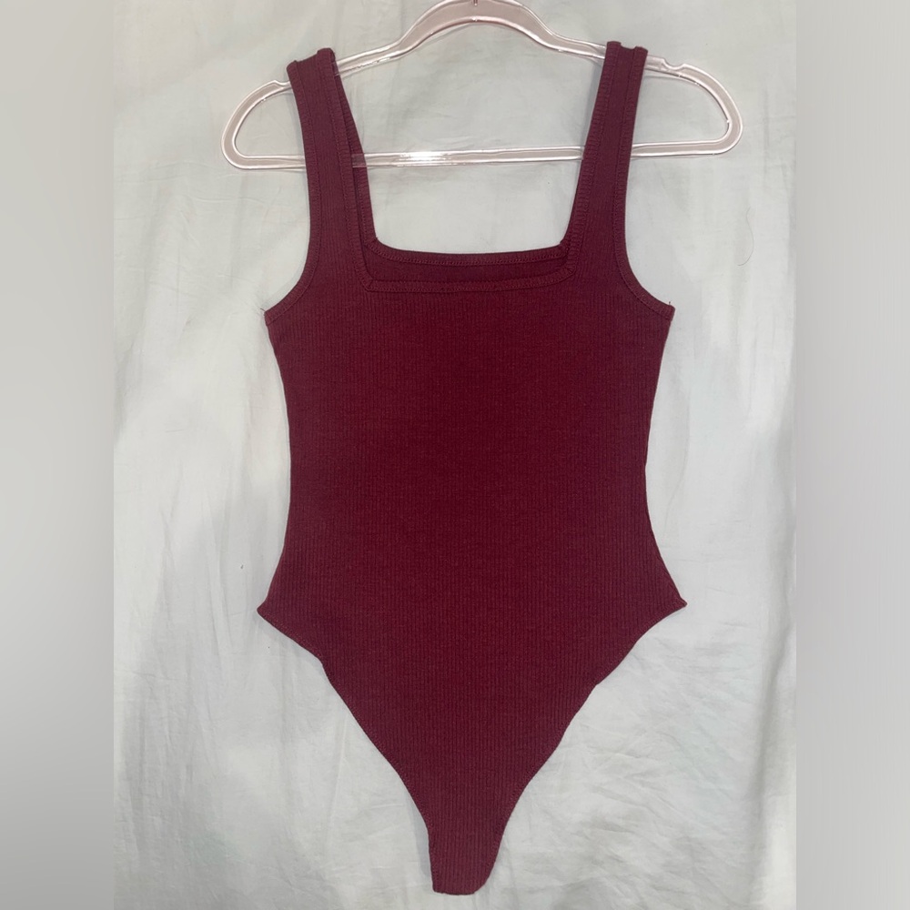 Forever 21 Sleeveless Bodysuit- Size M